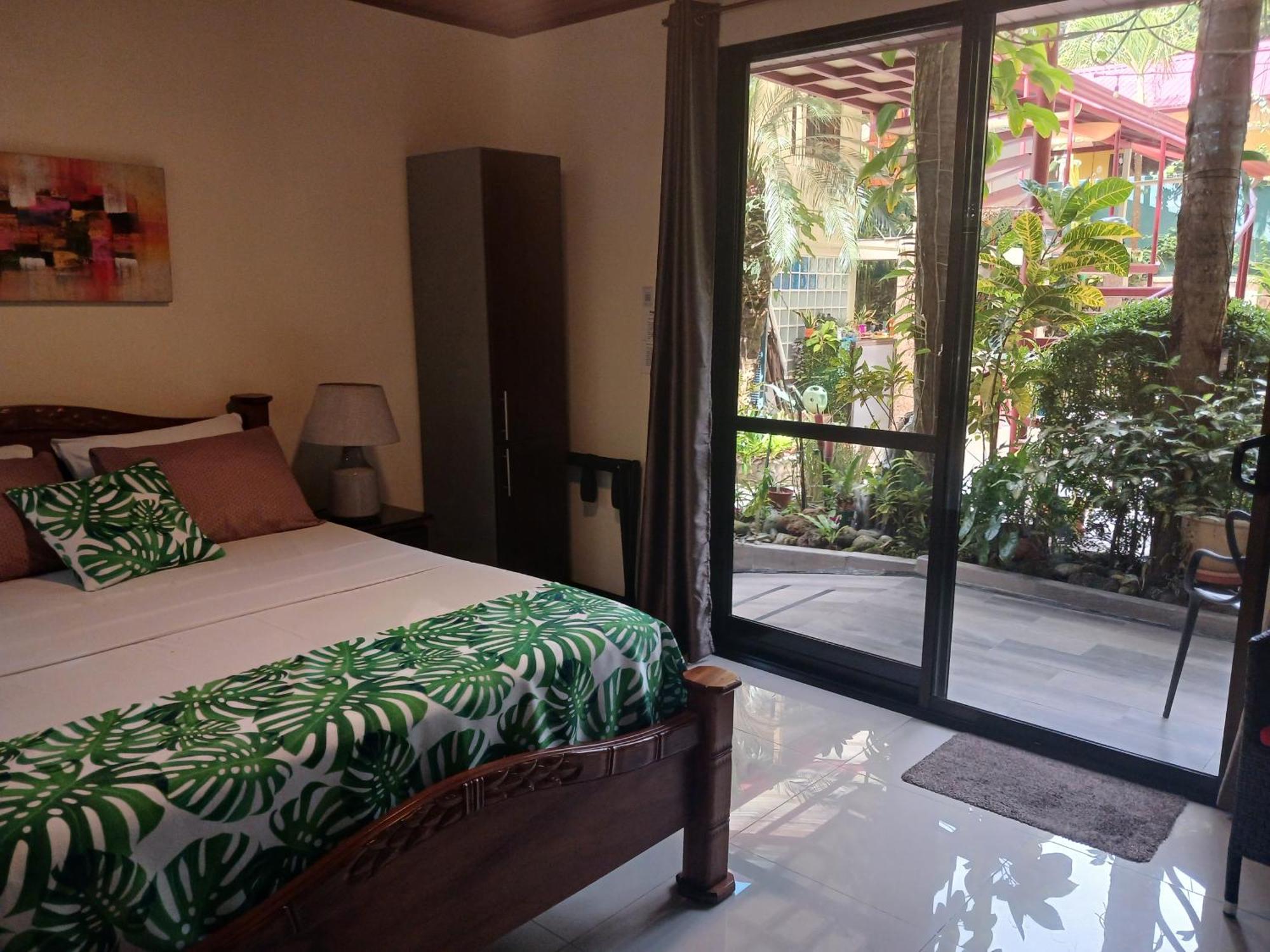 Coyaba Tropical Elegant Adult Guesthouse Manuel Antonio Exterior photo
